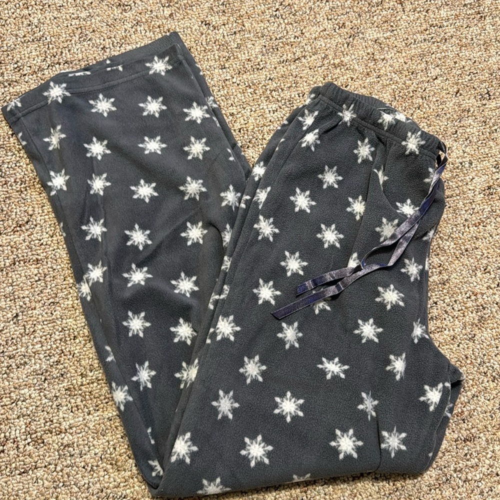 Croft & Barrow Snowflake fleece pajama long sleeve set - Picture 3 of 5